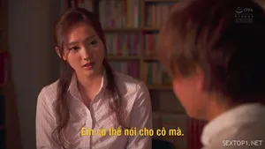 ông xã cắn răng nhìn người vợ chụp ảnh khoả thân cùng sếp