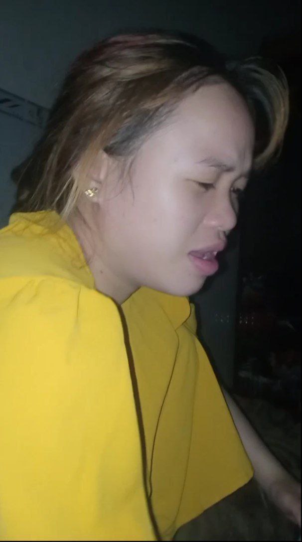 Cô gái dễ thương 19 tuổi Tiantian: Sờ vào nhanh đi, con mèo của em ngứa, ah ah ah, nhanh lên, em muốn, em muốn, anh là đàn ông à, con mèo của em ngứa, sao anh không tới làm đi