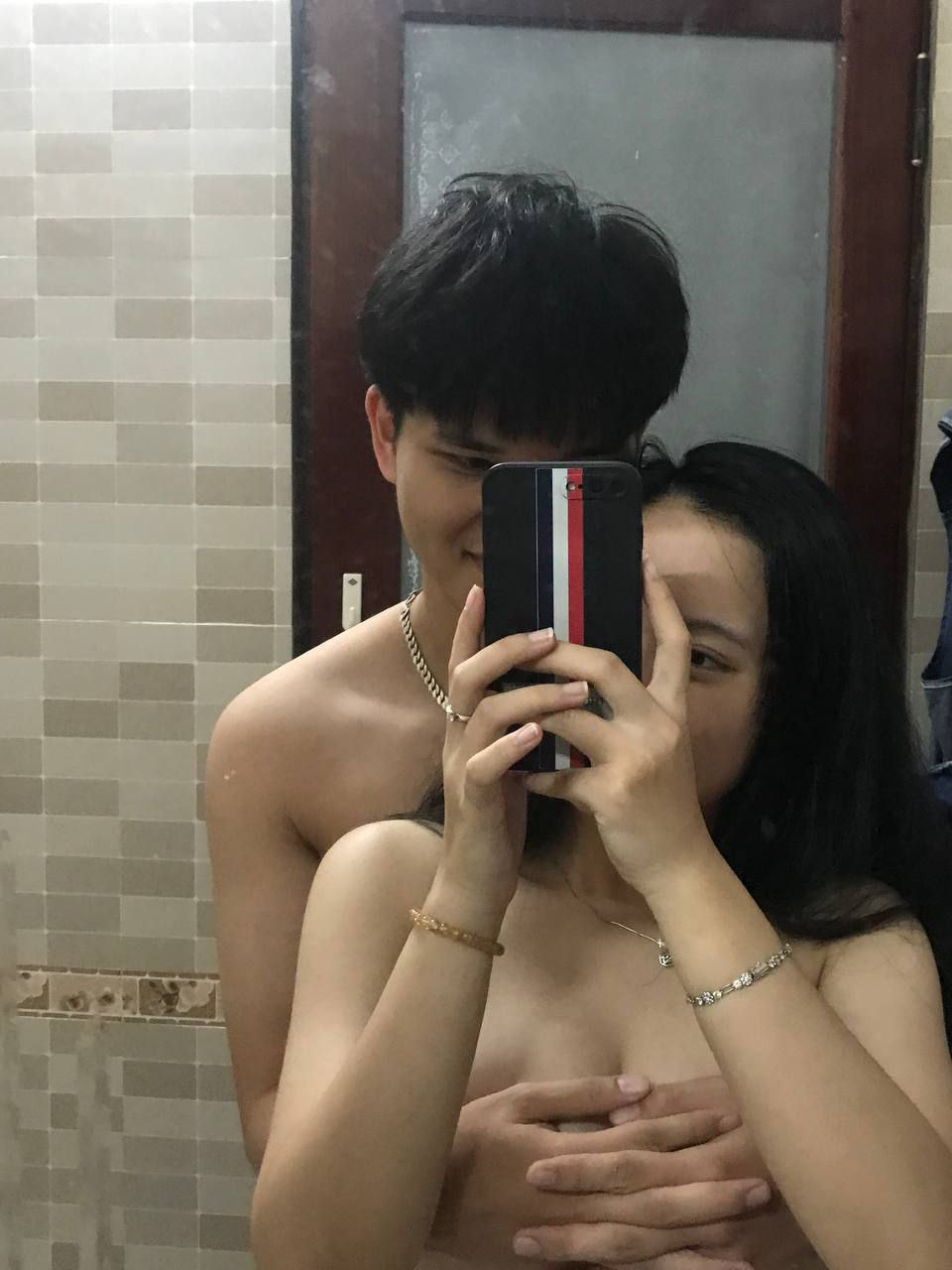 Xem phim "Sex Education", cuối cùng tôi cũng nhận ra tại ...